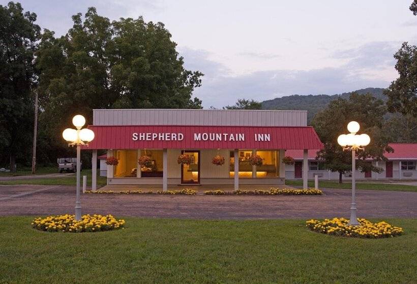 호텔 Shepherd Mountain Inn & Suites