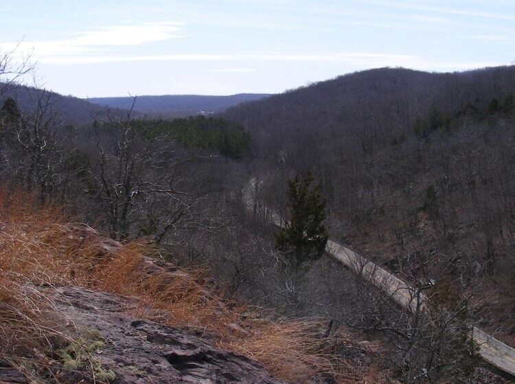 호텔 Shepherd Mountain Inn & Suites