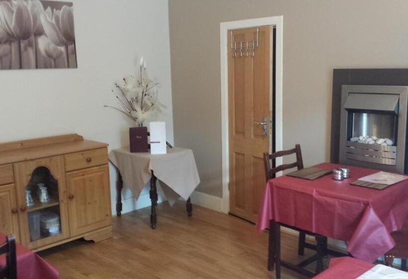 ホテル The Station