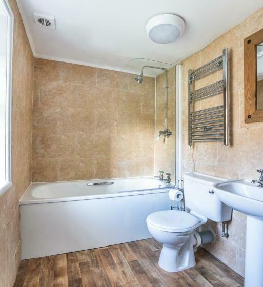 Отель The Bellachroy