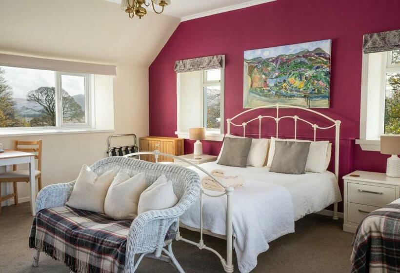 Отель The Bellachroy