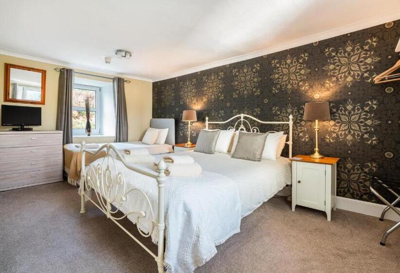 Отель The Bellachroy