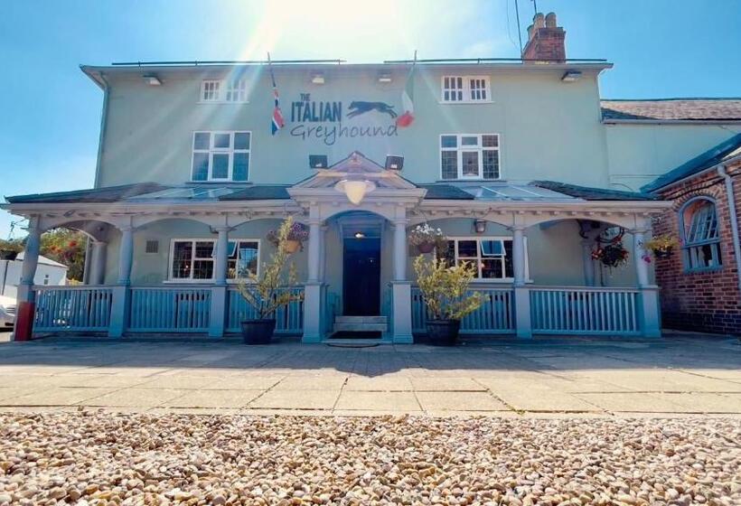 Отель The Italian Greyhound