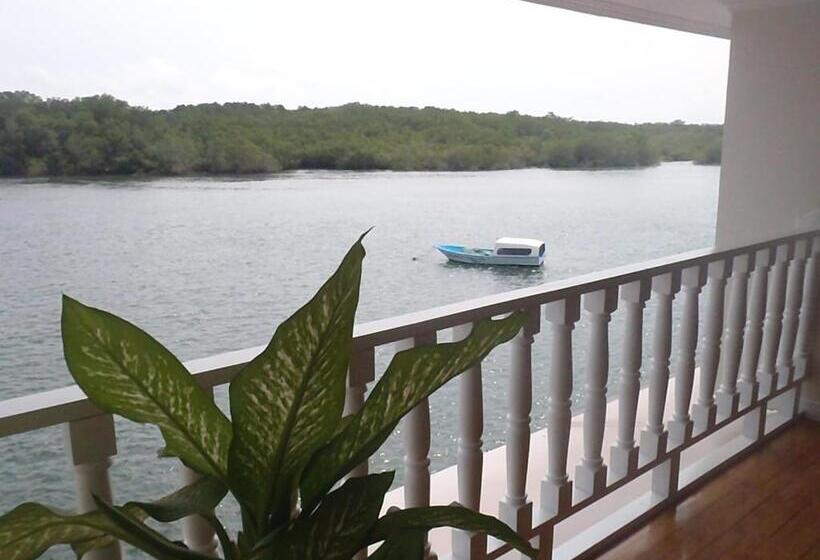 Отель Y Restaurante Costa Del Sol