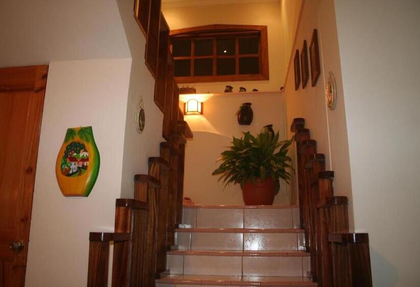 Отель Y Restaurante Costa Del Sol