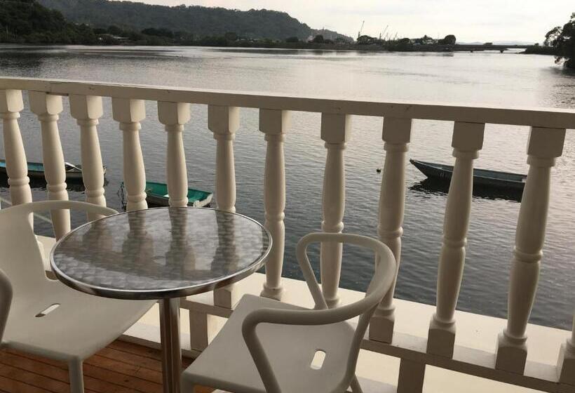 Отель Y Restaurante Costa Del Sol