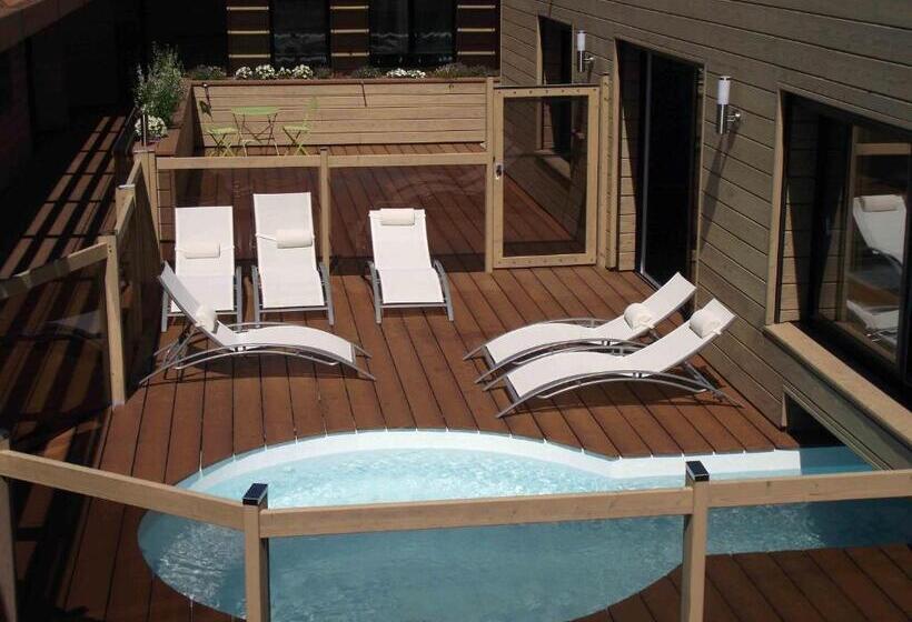 Les Belles époques B&b   Piscine   Terrasses   Brumisateurs   Proche Puy Du Fou