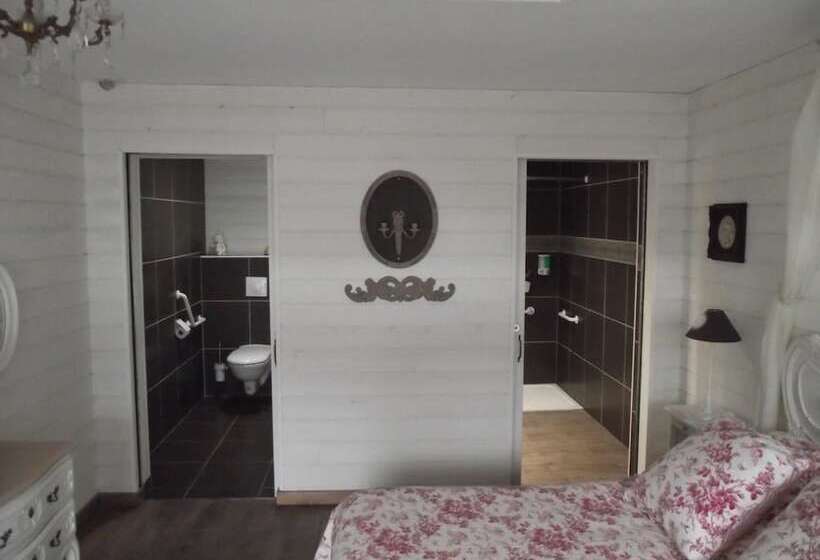 Les Belles époques B&b   Piscine   Terrasses   Brumisateurs   Proche Puy Du Fou