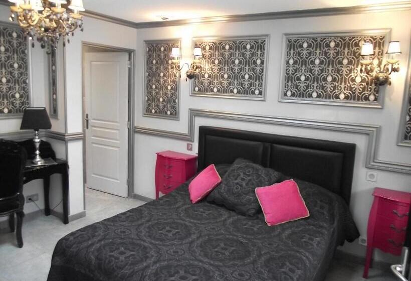 Les Belles époques B&b   Piscine   Terrasses   Brumisateurs   Proche Puy Du Fou