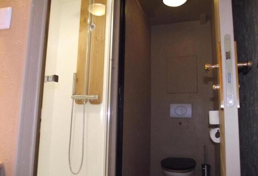 Les Belles époques B&b   Piscine   Terrasses   Brumisateurs   Proche Puy Du Fou