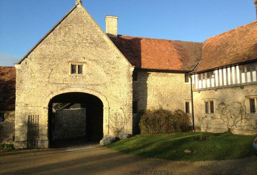 Long Crendon Manor B&b