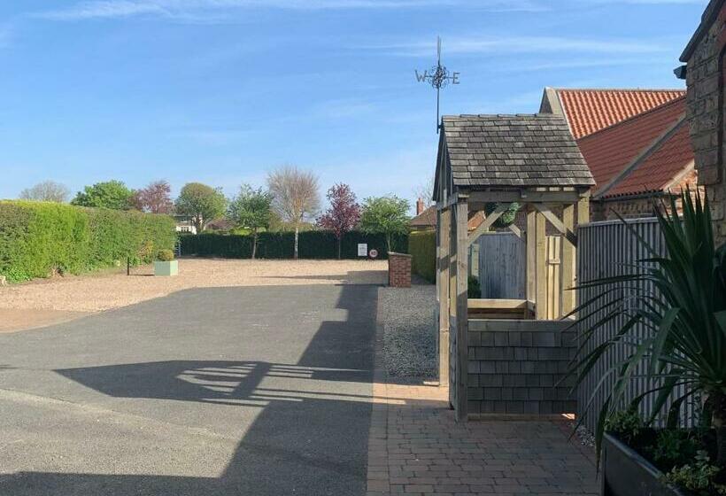 Bed and Breakfast Meals Farm   Courtyard Room