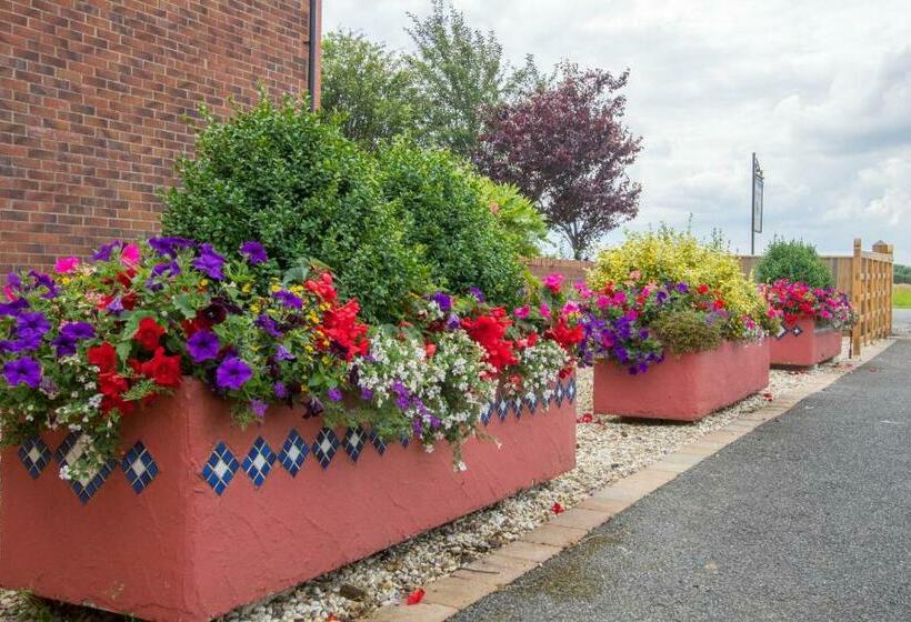 Bed and Breakfast Meals Farm   Courtyard Room