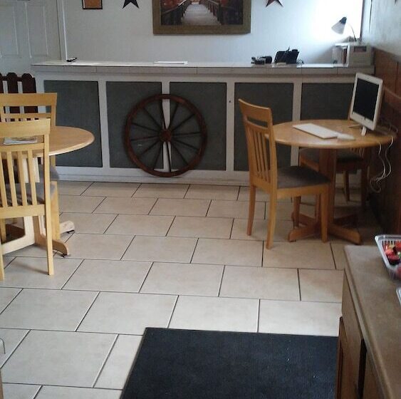 汽车旅馆  American Star Inn