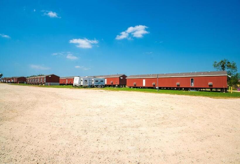汽车旅馆 Grand Eagle Ford Lodge & Rv Park