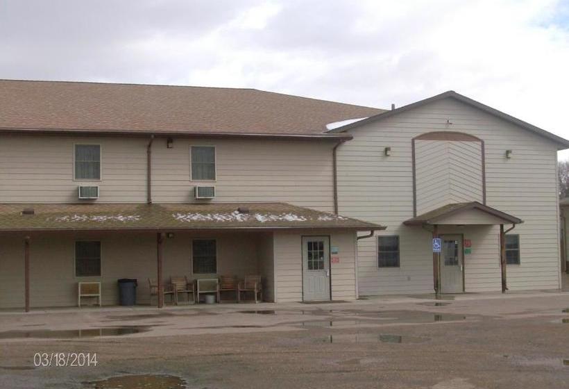 فندق على الطريق King's Inn Of Platte