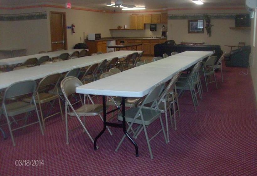 فندق على الطريق King's Inn Of Platte