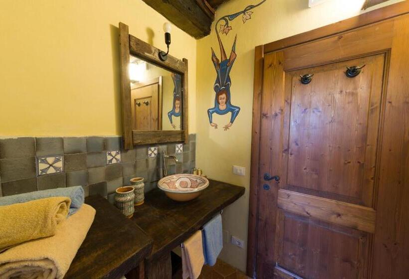 بنسيون Castello Di Zumelle