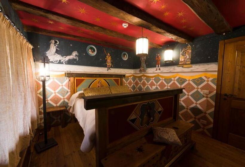 بنسيون Castello Di Zumelle