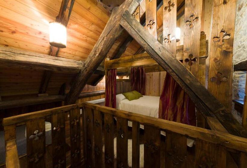 بنسيون Castello Di Zumelle