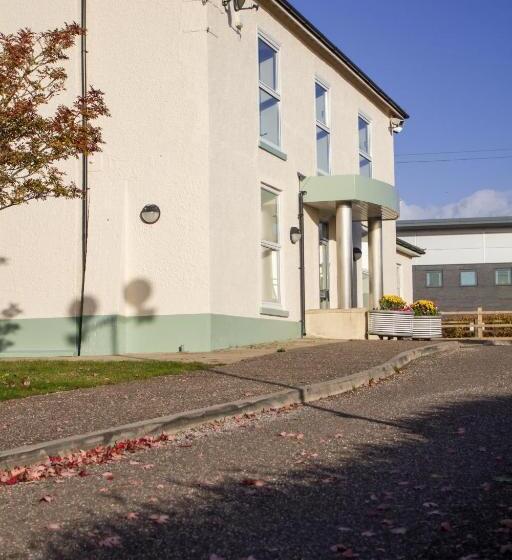 پانسیون Fair Oak House Exeter Airport