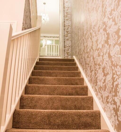 پانسیون Fair Oak House Exeter Airport