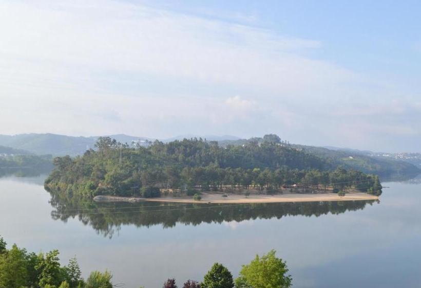 بنسيون Figurino Do Douro