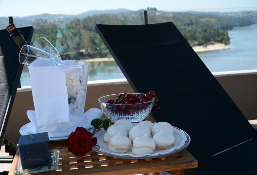 بنسيون Figurino Do Douro