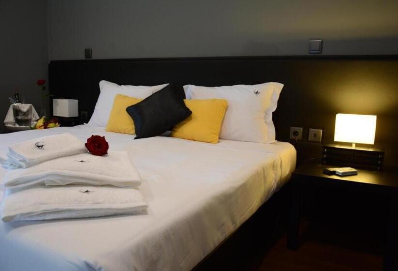 بنسيون Figurino Do Douro