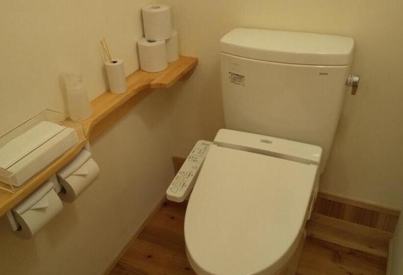 פנסיון Goto Backpackers Pole