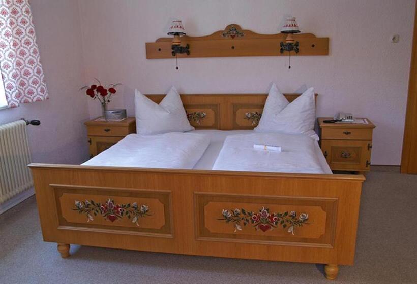 بنسيون Gästehaus Donautal