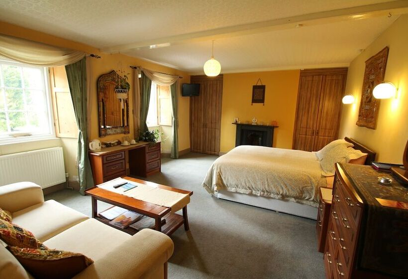 פנסיון Over The Rainbow Vegetarian Guesthouse