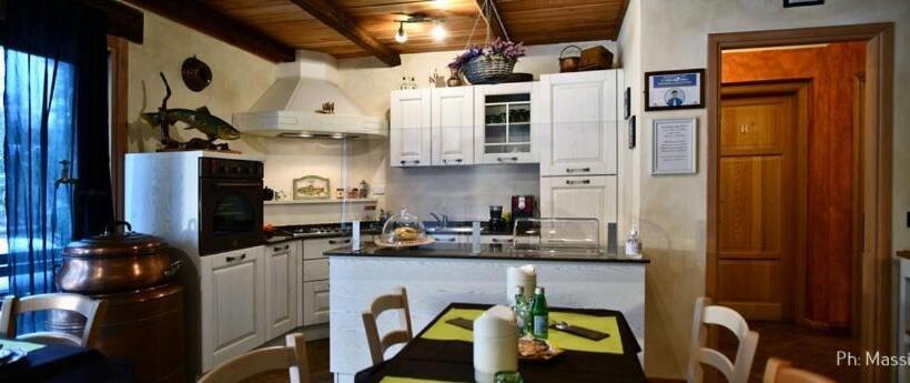 פנסיון Trout Lodge