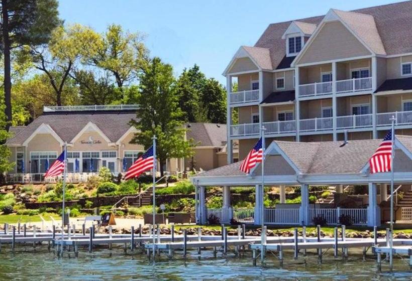 渡假胜地 Bay Pointe Inn