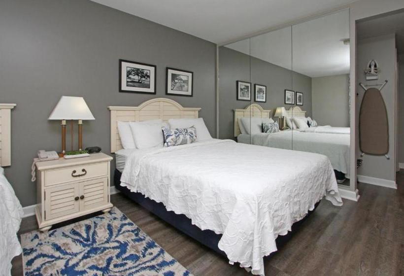 渡假胜地 Bay Pointe Inn