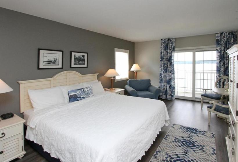 渡假胜地 Bay Pointe Inn