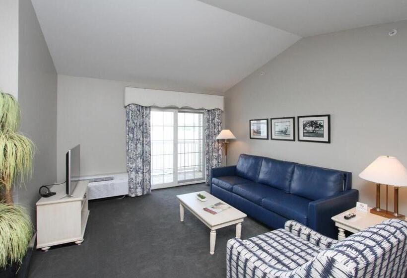 渡假胜地 Bay Pointe Inn