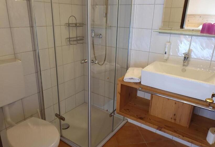 Romantik Pension Lehrberg