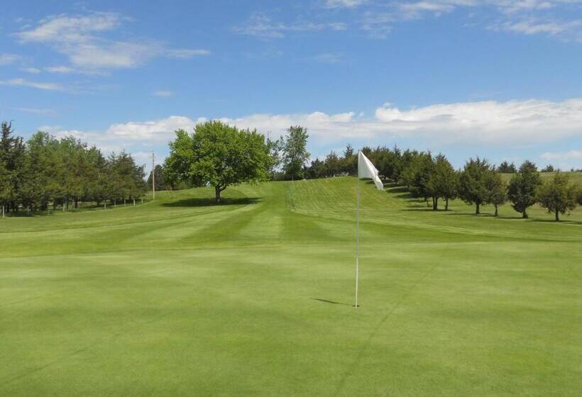 Sandhills Guest House Motel