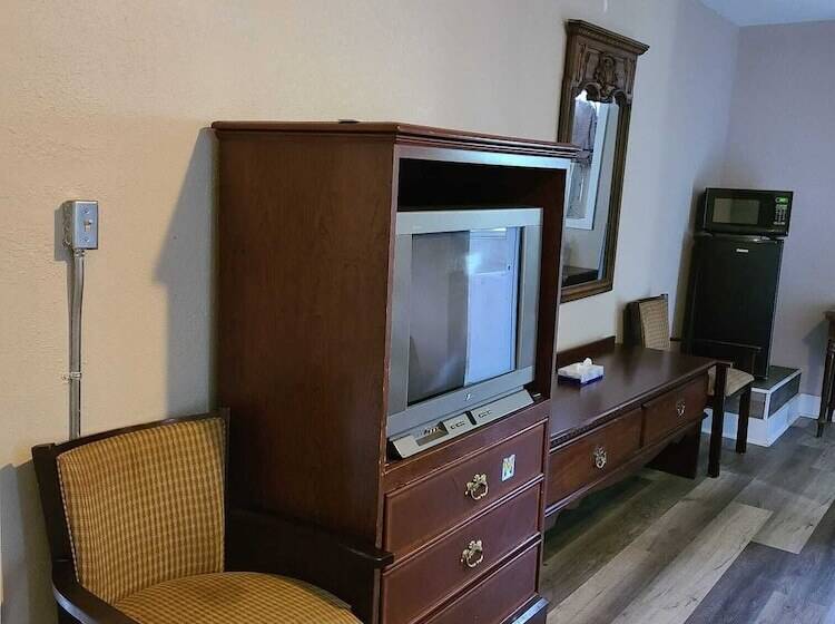 فندق على الطريق Scenic River Inn Wartburg Hwy 27