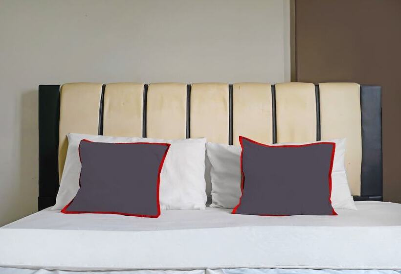 ユースホステル Collection O 1453 The Edge Apartment Cimahi By Kamarku