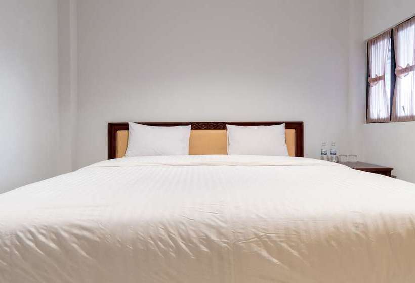 فندق صغير Wisata By Oyo Rooms