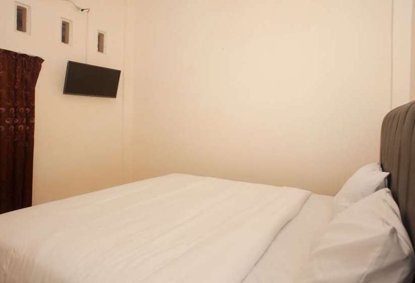 فندق صغير Wisata By Oyo Rooms