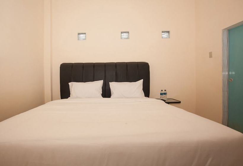 فندق صغير Wisata By Oyo Rooms