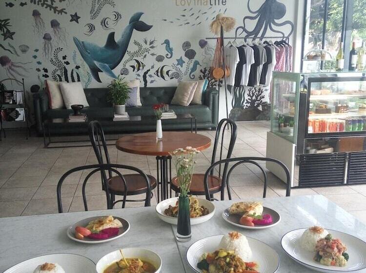 צימר Lovina Life Room & Cafe