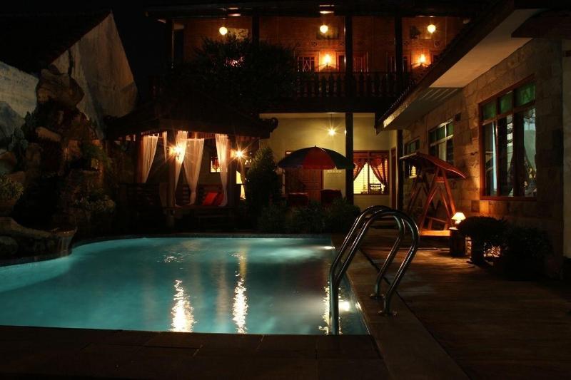 Bed and Breakfast Marry Ind Gunung Kawi Guest House Malang