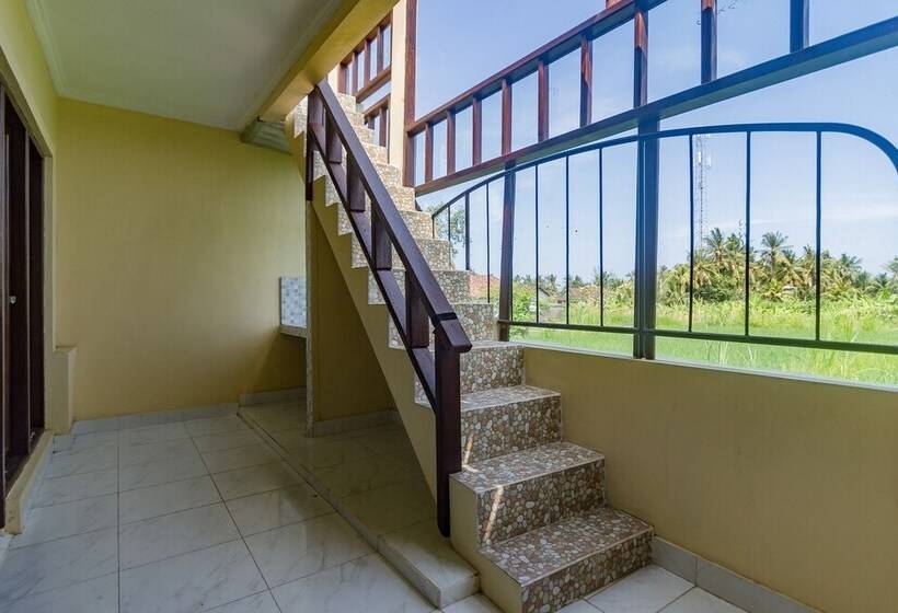 צימר Villa Sari Cucukan