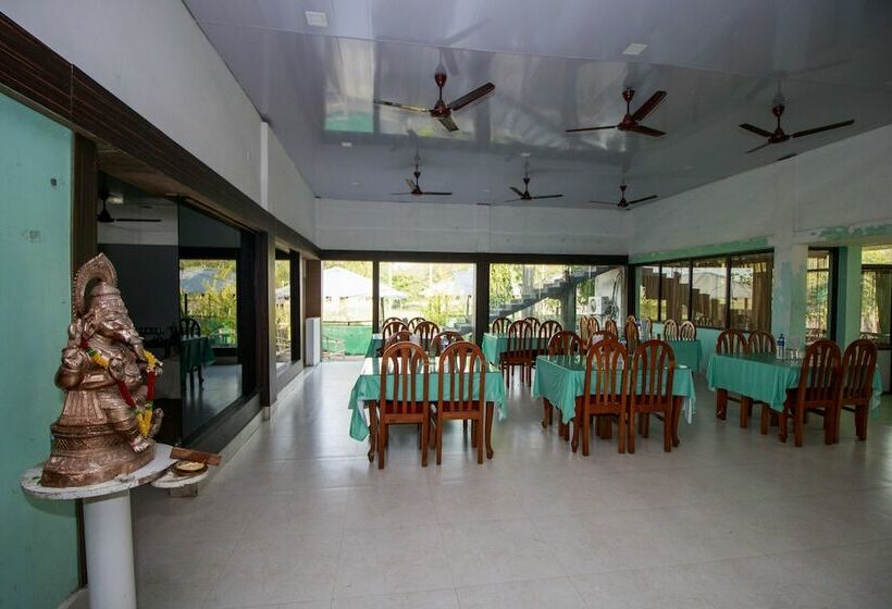 Green Ashiyana Resort