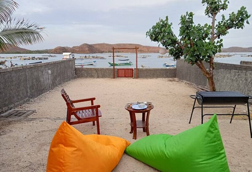 בית מלון כפרי Bale Gerupuk