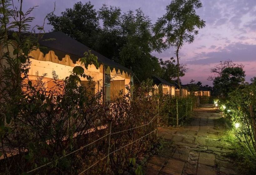 فندق Camp Serai Tiger Tadoba